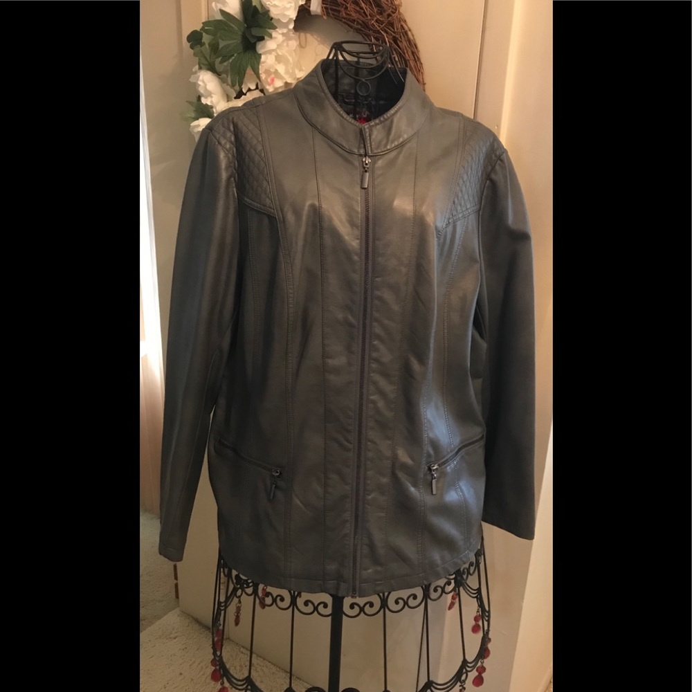 Alfani leather like jacket Grey zippered XL